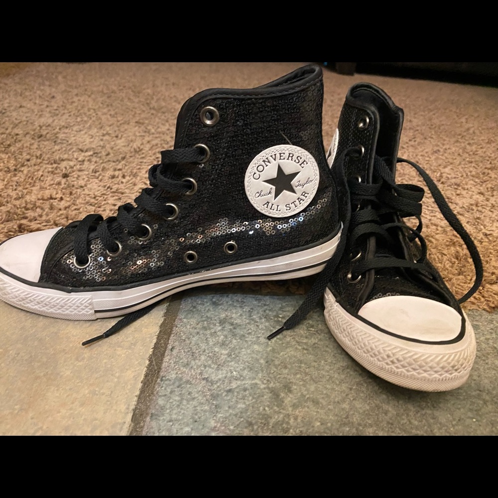 Size 7 Women’s black sequin sparkle converse high top